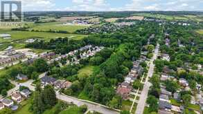 15 ENGLISH DRIVE | New Tecumseth Ontario | Slide Image Five