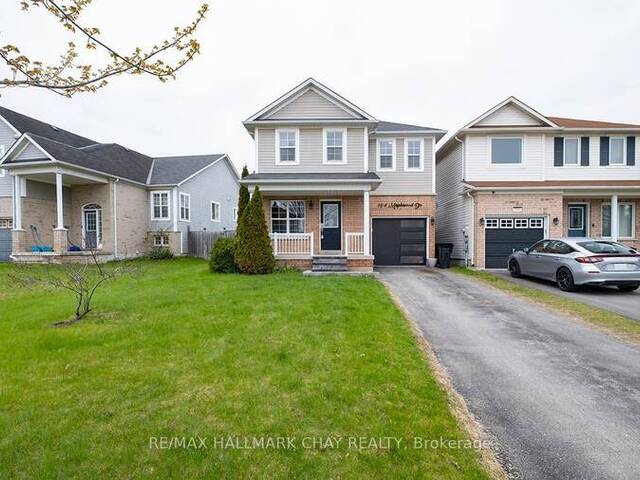 154 MAPLEWOOD DRIVE Angus Ontario, L0M 1B4 - 3 Bedrooms Home For Sale