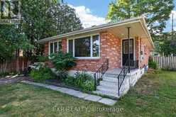 239 SCOTT STREET | Midland Ontario | Slide Image Four
