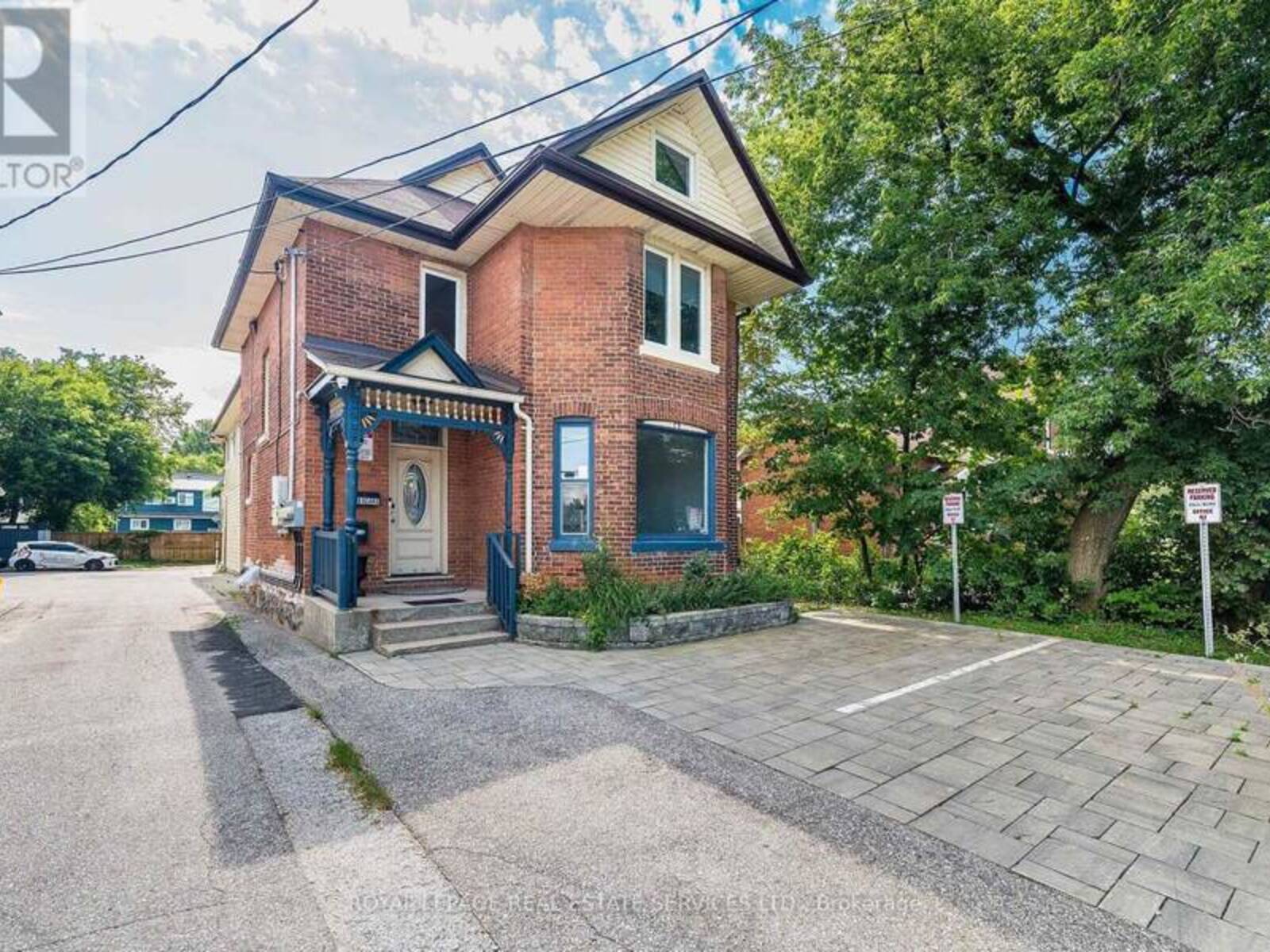 100 ESSA ROAD, Barrie, Ontario L4N 3K7