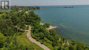 9 - 5411 LAKESHORE ROAD | Burlington Ontario | Slide Image Thirty-eight