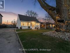 100 WALLASEY AVENUE Toronto Ontario, M9M 1E4