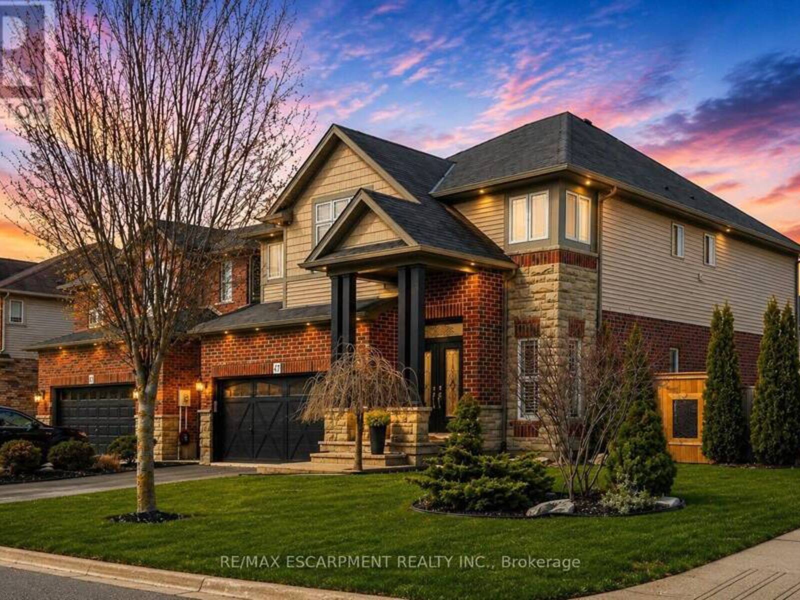 47 WINNERS WAY, Hamilton, Ontario L0R 1C0