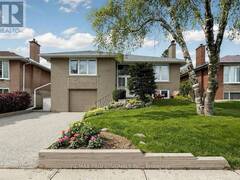 24 BREADNER DRIVE Toronto Ontario, M9R 3M4