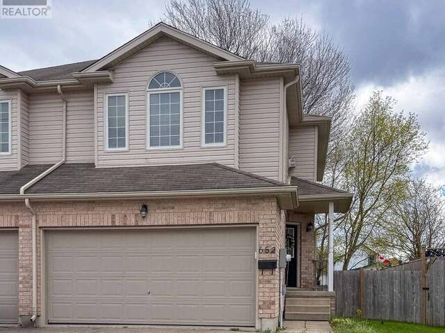 652 SALISBURY AVENUE Listowel Ontario, N4W 1Y9 - 3 Bedrooms Home For Sale