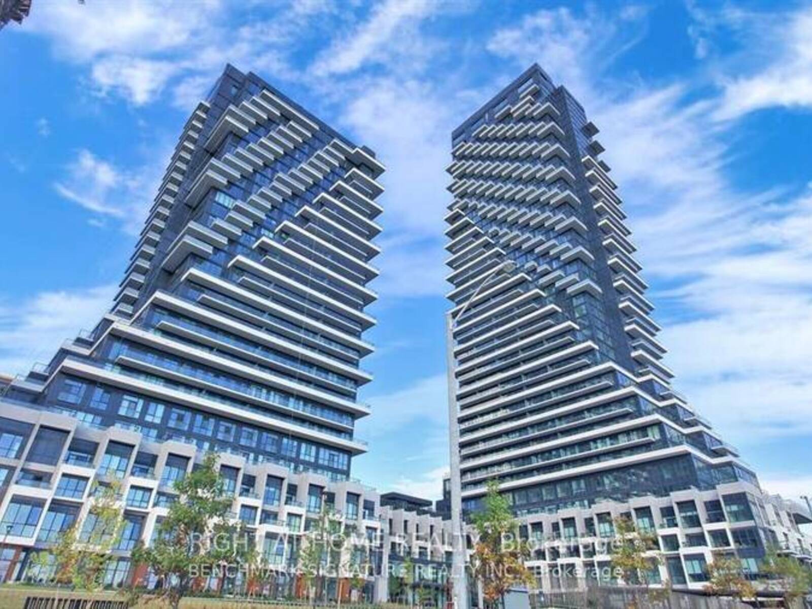 1531 - 20 INN ON THE PARK DRIVE, Toronto, Ontario M3C 0P8