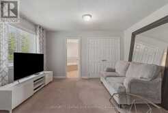 8 HAVERHILL TERRACE | Aurora Ontario | Slide Image Thirty-five
