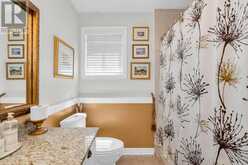 52 SUMMERSET DRIVE | Barrie Ontario | Slide Image Fifteen