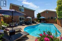 52 SUMMERSET DRIVE | Barrie Ontario | Slide Image Two