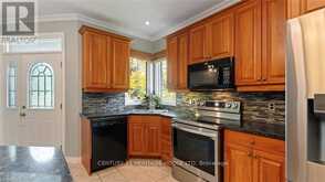 2 HUNTER DRIVE S | Port Rowan Ontario | Slide Image Eleven