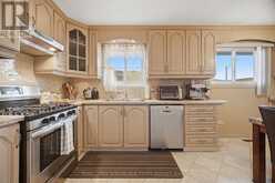 31 SUMMERCREST DRIVE | Hamilton Ontario | Slide Image Twelve