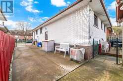 31 SUMMERCREST DRIVE | Hamilton Ontario | Slide Image Forty-five