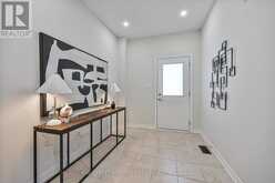 23 CHICAGO LANE | Markham Ontario | Slide Image Four