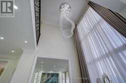218 BOAKE TRAIL | Richmond Hill Ontario | Slide Image Sixteen