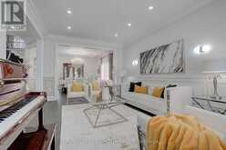 218 BOAKE TRAIL | Richmond Hill Ontario | Slide Image Seven