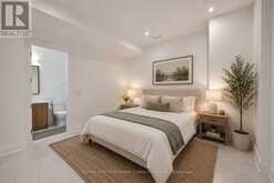 15 SULGRAVE CRESCENT | Toronto Ontario | Slide Image Forty
