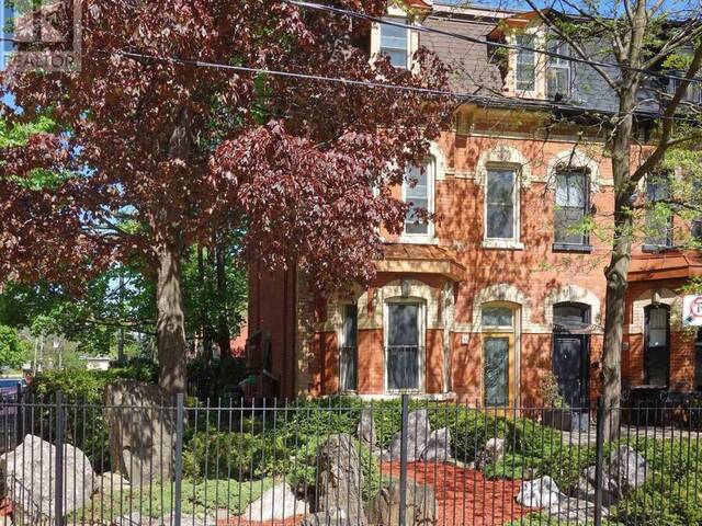 33 ROSE AVENUE Toronto Ontario, M4X 1N7 - 4 Bedrooms Home For Sale