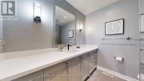 115 GOLDEN TULIP CRESCENT | Markham Ontario | Slide Image Thirty