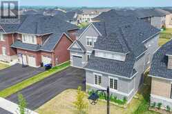 4 EMERALD GROVE | New Tecumseth Ontario | Slide Image Three