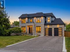 455 SAMFORD PLACE Oakville Ontario, L6L 4E7