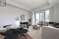815 - 80 VANAULEY STREET | Toronto Ontario | Slide Image Nine