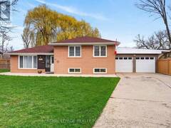 1332 STANBURY ROAD Oakville Ontario, L6L 2J4