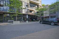 1802 - 9 VALHALLA INN ROAD | Toronto Ontario | Slide Image Three