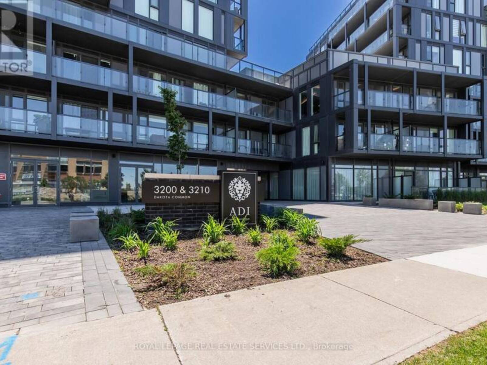 A607 - 3210 DAKOTA COMMON, Burlington, Ontario L7M 2A8