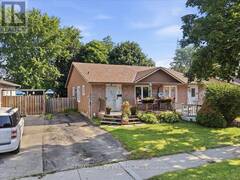 16 PALOMINO DRIVE Brantford Ontario, N3P 1J7