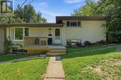22 ROSEBOUGH STREET | Dundas Ontario | Slide Image Three