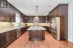 81 WOODVIEW DRIVE | Pickering Ontario | Slide Image Eight