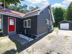 7 VICTORY CRESCENT Penetanguishene Ontario, L9M 1B6