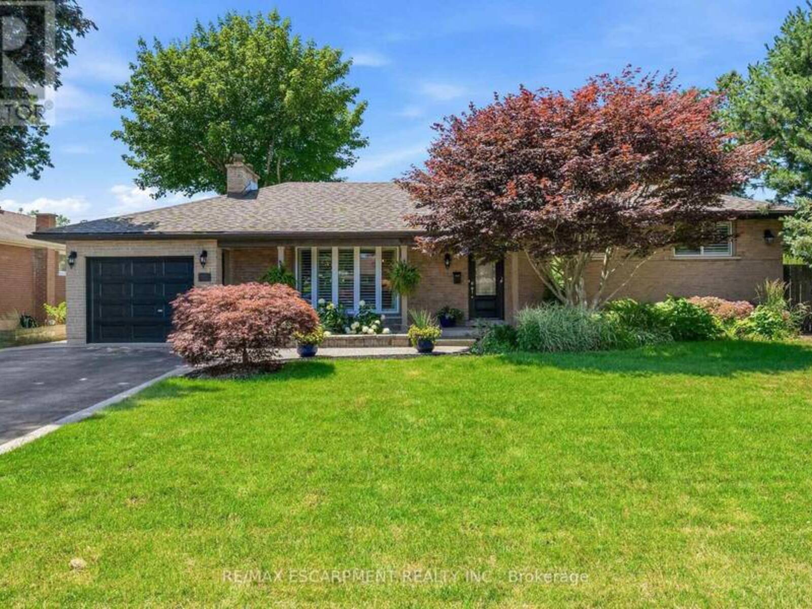 302 HARMONY ROAD, Ancaster, Ontario L9G 2T2