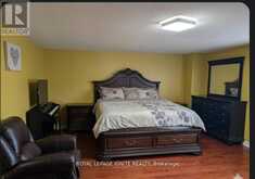 98 CHLOE CRESCENT | Markham Ontario | Slide Image Twelve