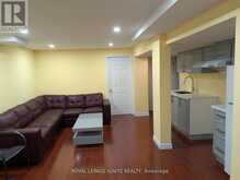 98 CHLOE CRESCENT | Markham Ontario | Slide Image Sixteen