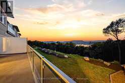 31 HORIZON LANE | Huntsville Ontario | Slide Image Fifty