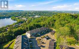 31 HORIZON LANE | Huntsville Ontario | Slide Image Thirty-eight