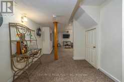 43 WATERTON CRESCENT | Richmond Hill Ontario | Slide Image Thirty
