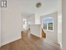 39 BAINTREE WAY | Cambridge Ontario | Slide Image Eighteen