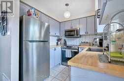 43 COLEMAN DRIVE | Barrie Ontario | Slide Image Eight