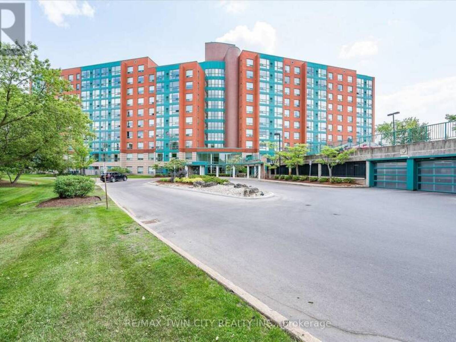 514 - 55 BLUE SPRINGS DRIVE, Waterloo, Ontario N2J 4T3