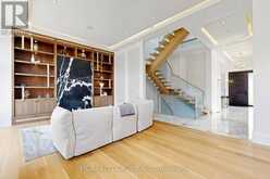 7 KNOLLVIEW CRESCENT | Toronto Ontario | Slide Image Seventeen