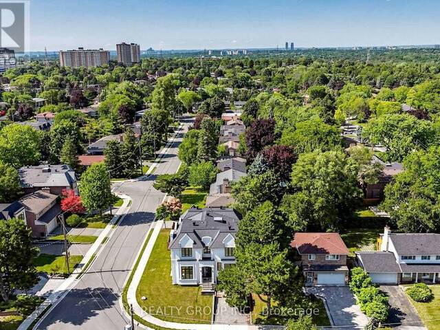 7 KNOLLVIEW CRESCENT Toronto Ontario, M2K 2C9 - 7 Bedrooms Home For Sale