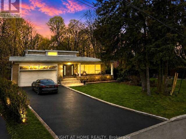 17 DENMARK CRESCENT Toronto Ontario, M2R 1J3 - 5 Bedrooms Home For Sale