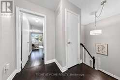 204 - 23 OBSERVATORY LANE | Richmond Hill Ontario | Slide Image Twenty-three