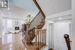 50 BRUMSTEAD DRIVE | Richmond Hill Ontario | Slide Image Eight