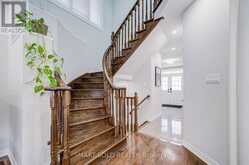 50 BRUMSTEAD DRIVE | Richmond Hill Ontario | Slide Image Nine