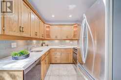 214 WILLIAM ROE BOULEVARD | Newmarket Ontario | Slide Image Sixteen