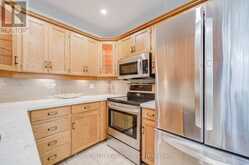214 WILLIAM ROE BOULEVARD | Newmarket Ontario | Slide Image Seventeen