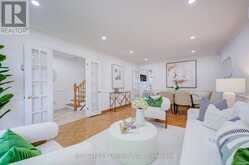 214 WILLIAM ROE BOULEVARD | Newmarket Ontario | Slide Image Seven